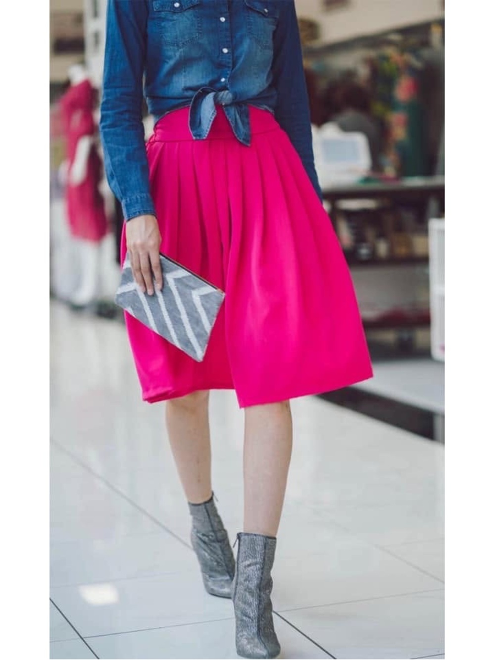 Bright Fuchsia Pleated Knee-Length Skirt